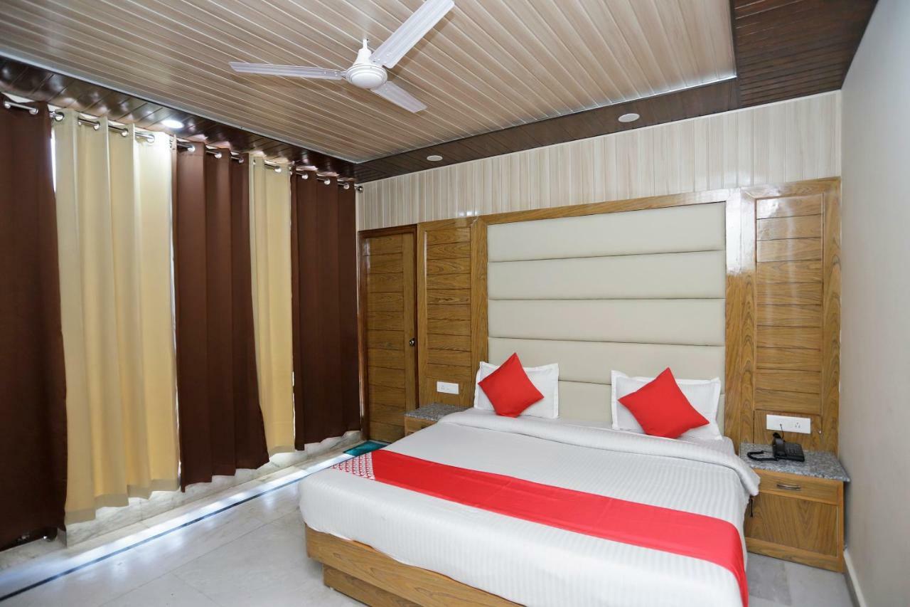 Oyo 39066 Hotel Star View 무소리에 외부 사진