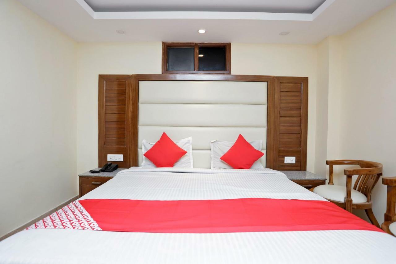 Oyo 39066 Hotel Star View 무소리에 외부 사진