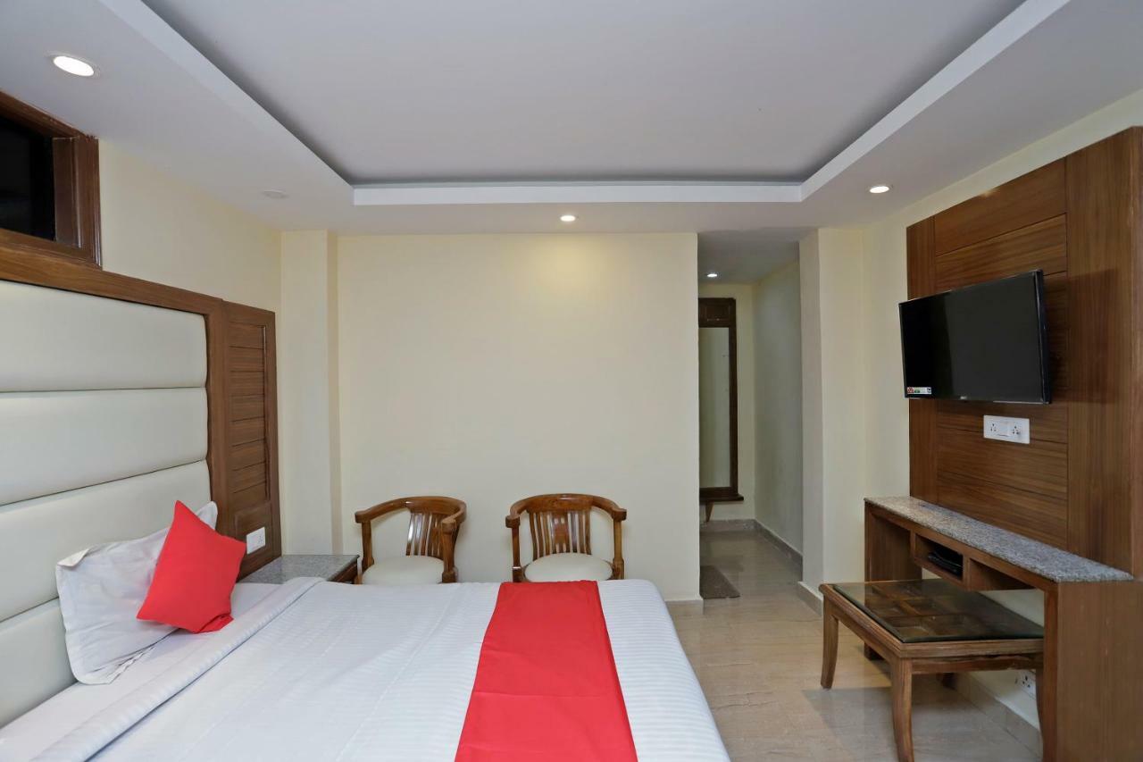Oyo 39066 Hotel Star View 무소리에 외부 사진