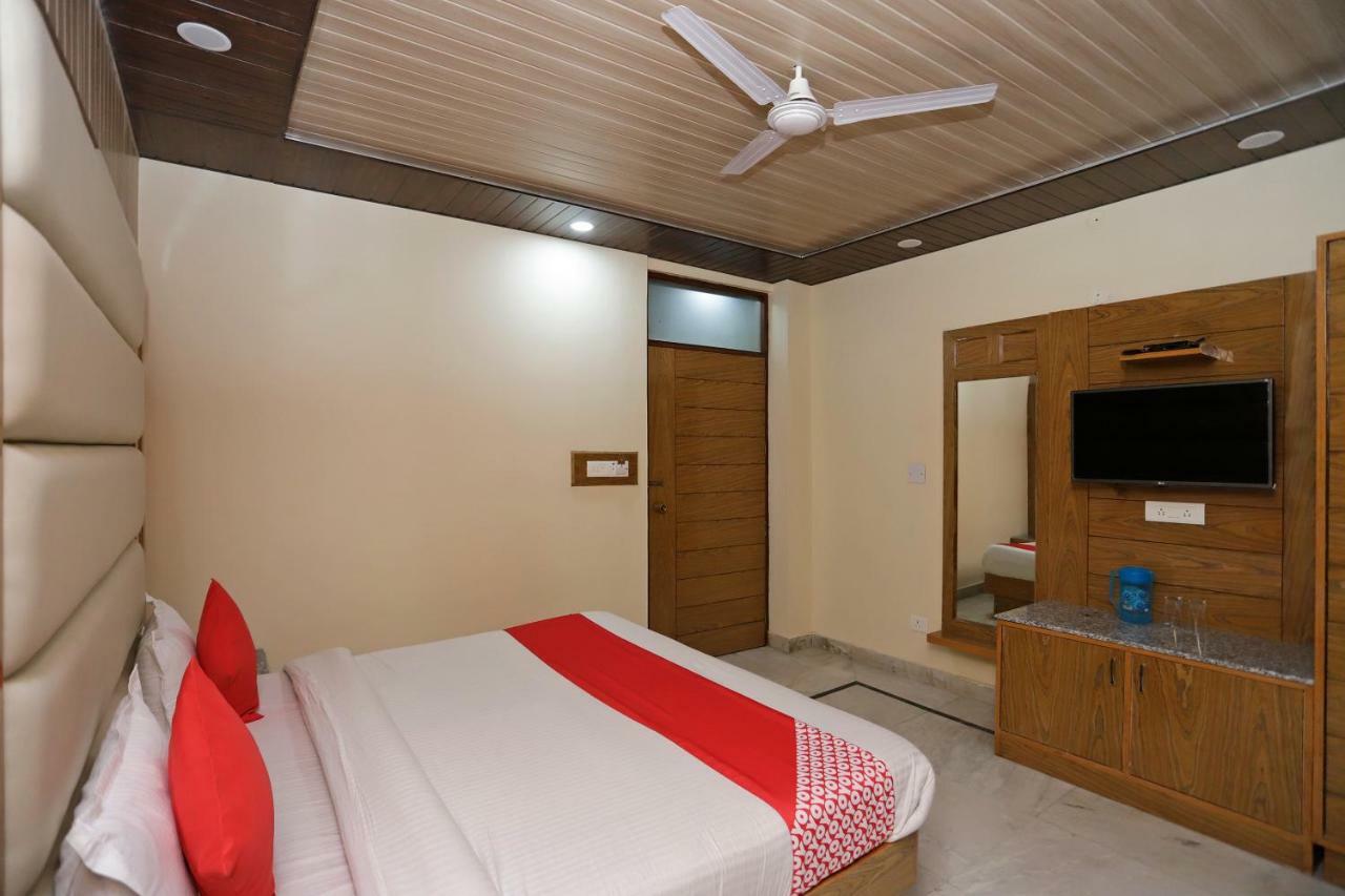 Oyo 39066 Hotel Star View 무소리에 외부 사진